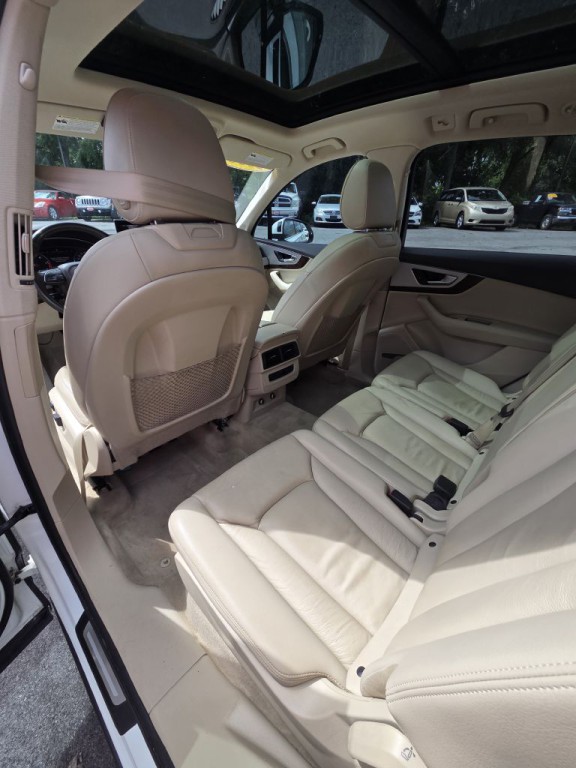 2018 Audi Q7 Image 14