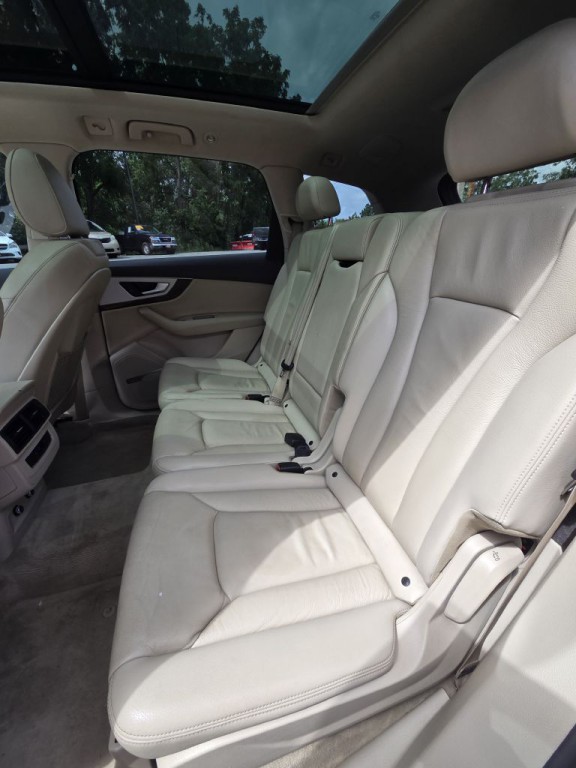2018 Audi Q7 Image 15