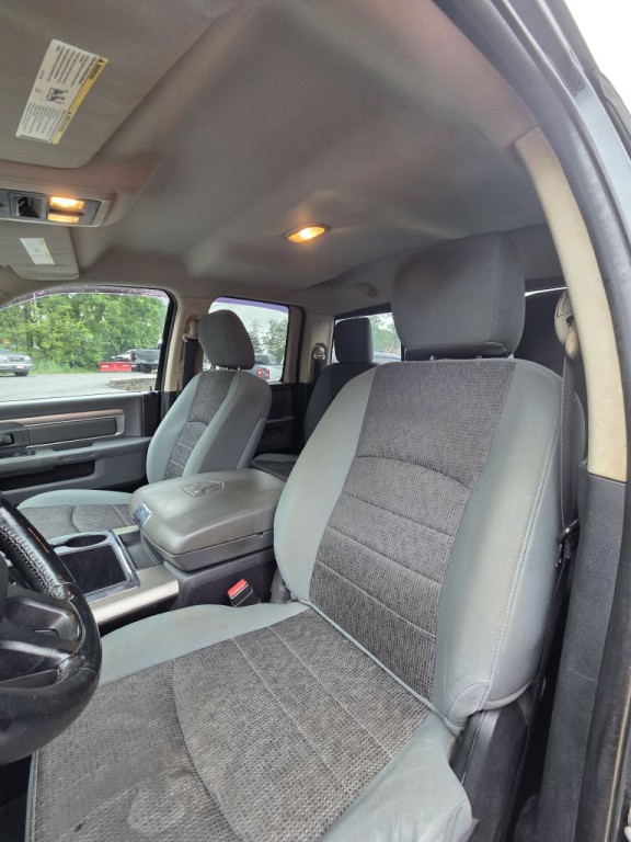 2013 RAM 1500 Image 10