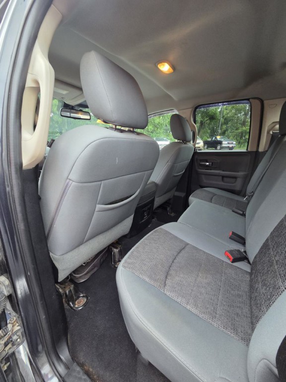 2013 RAM 1500 Image 12