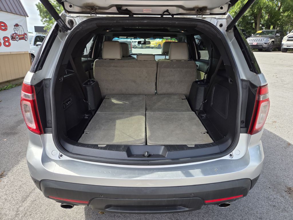 2011 Ford Explorer Image 8