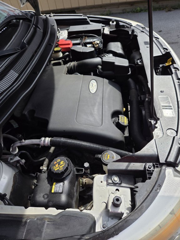 2011 Ford Explorer Image 26
