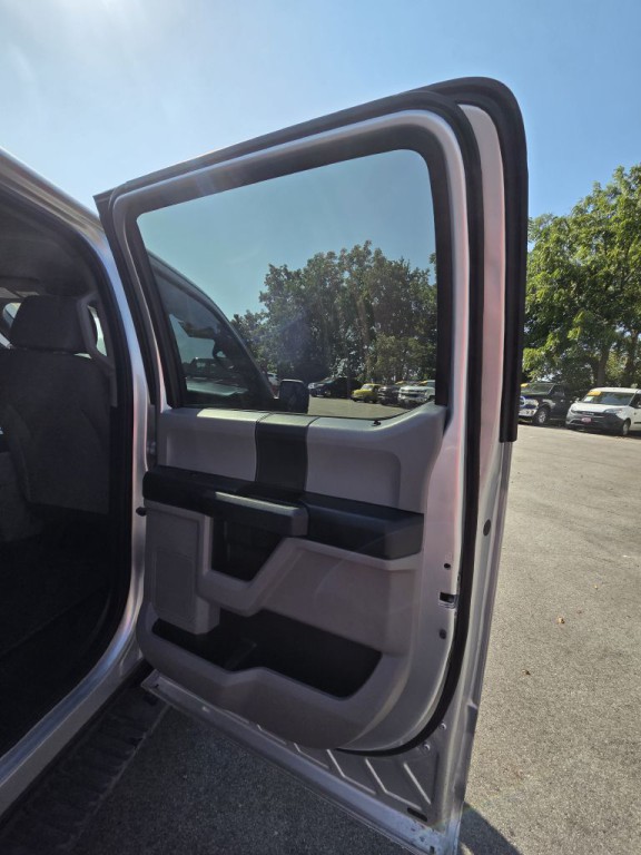 2015 Ford F-150 Image 16