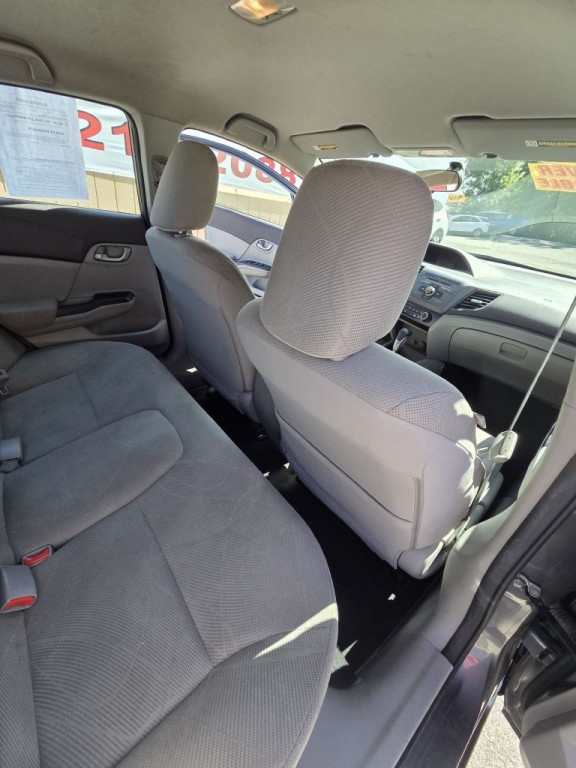 2012 Honda Civic Image 17