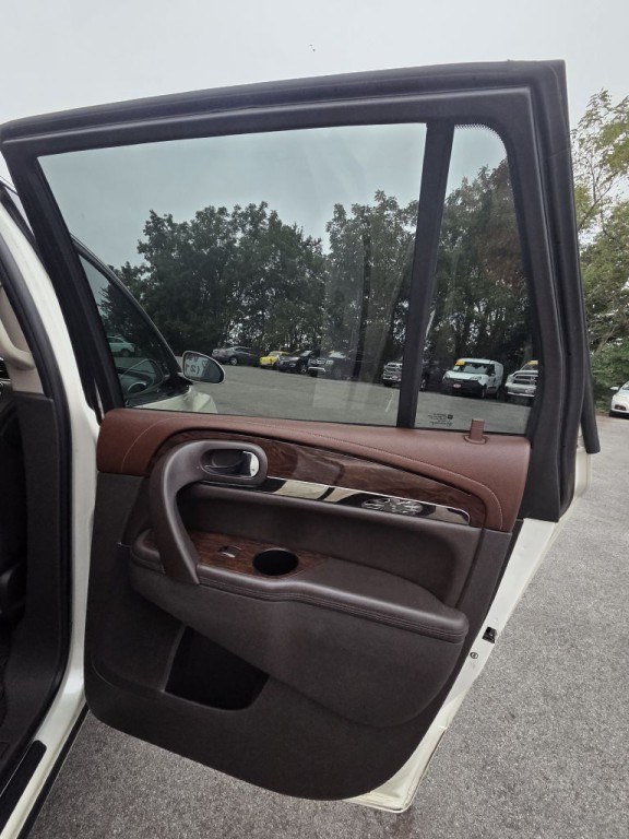 2014 Buick Enclave Image 19
