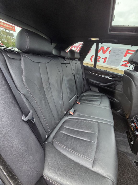 2017 BMW X5 Image 17