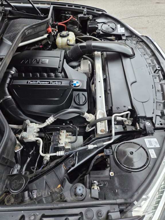 2017 BMW X5 Image 25