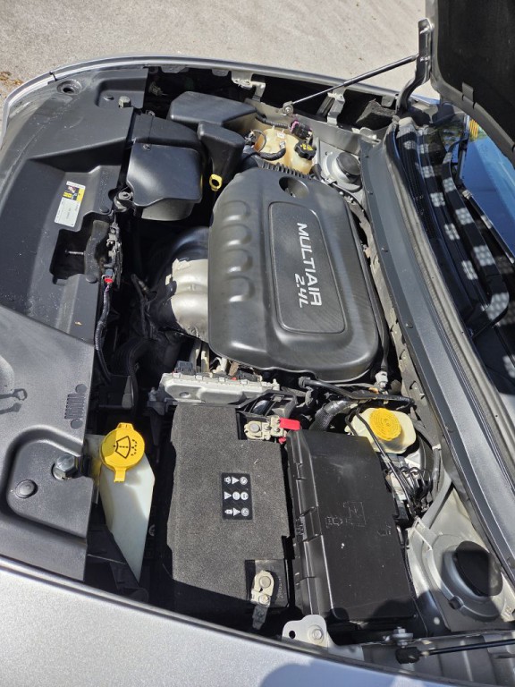 2015 Jeep Cherokee Image 28
