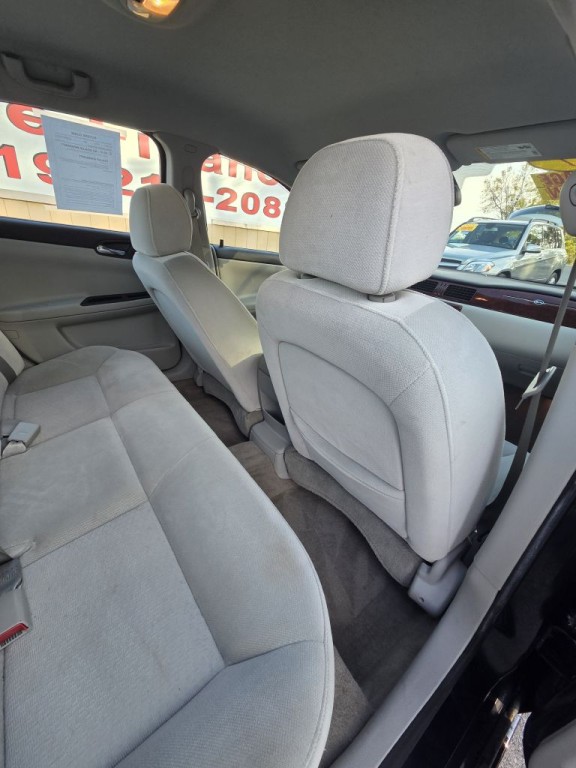 2007 Chevrolet Impala Image 17