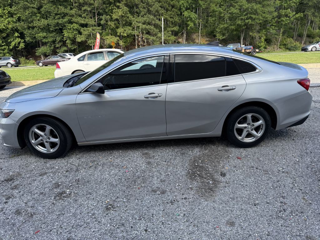 2016 Chevrolet Malibu Image 3