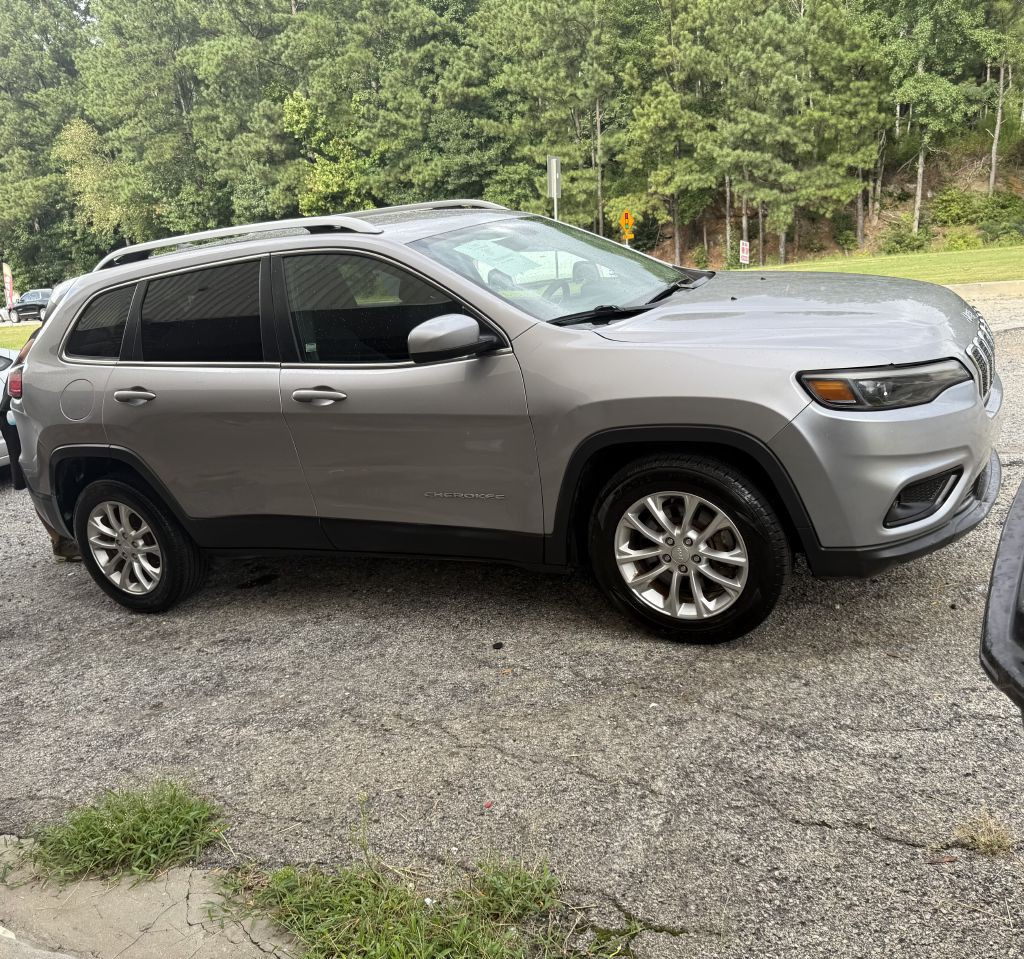 2019 Jeep Cherokee Image 3