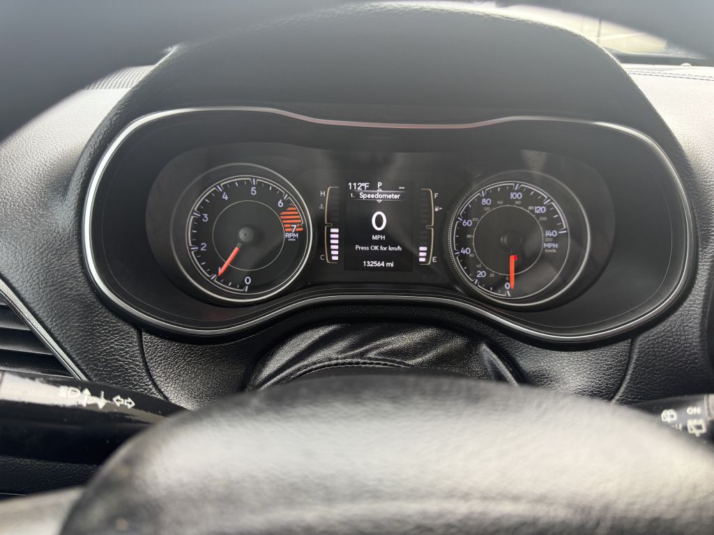 2019 Jeep Cherokee Image 13