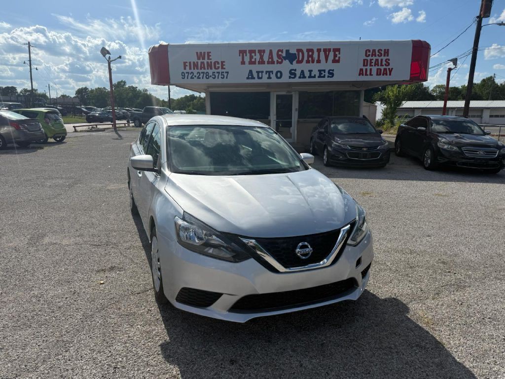 2016 Nissan Sentra Image 2