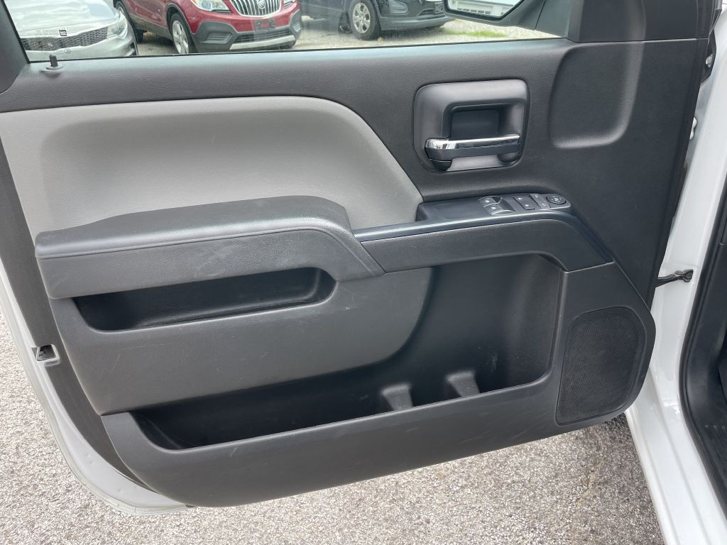 2018 Chevrolet Silverado 1500 Image 11