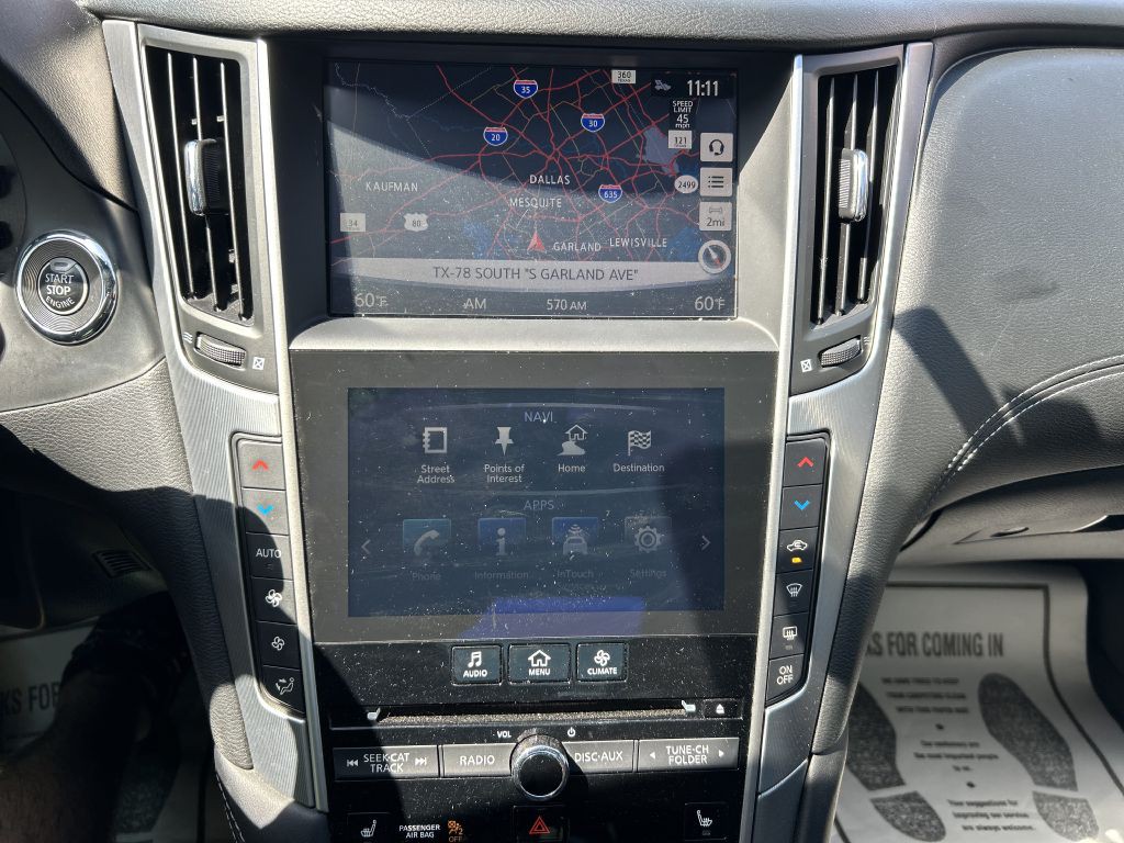 2017 INFINITI Q60 Image 17