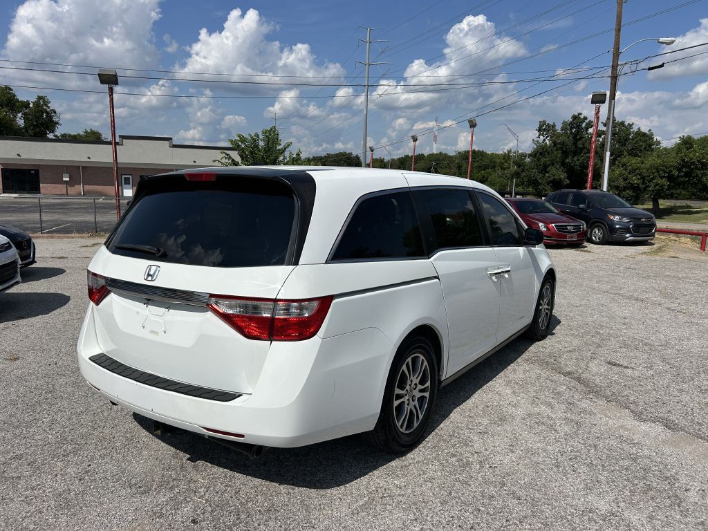 2012 Honda Odyssey Image 3