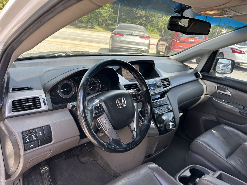 2012 Honda Odyssey Image 9