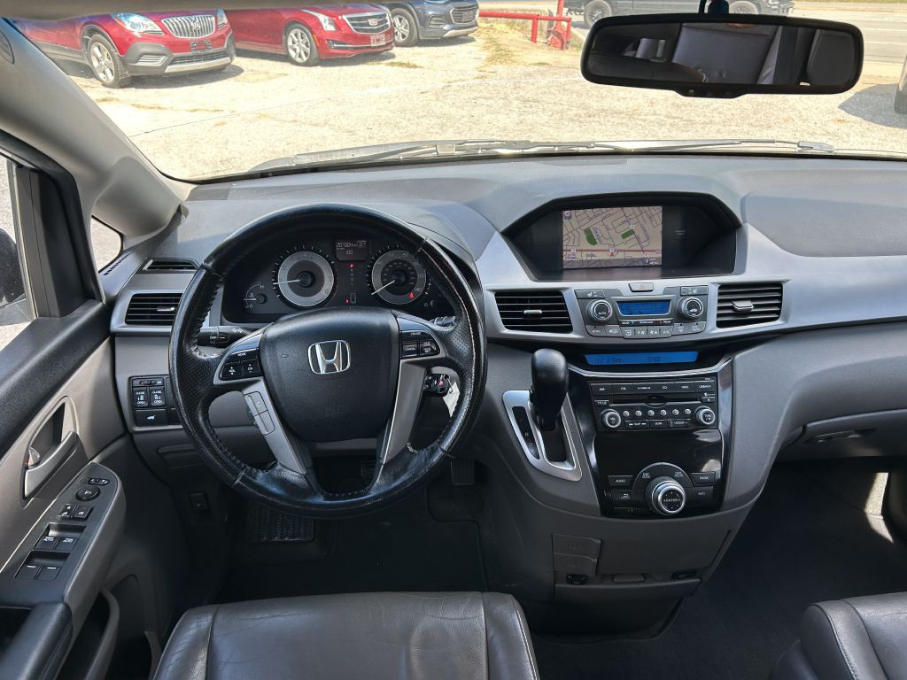2012 Honda Odyssey Image 11