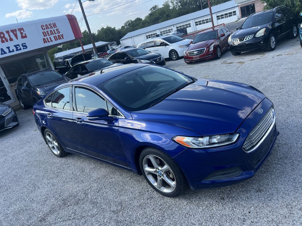 2013 Ford Fusion Image 1