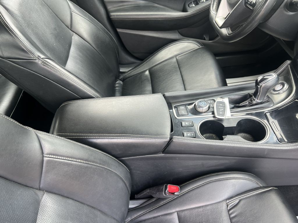 2020 Nissan Maxima Image 28