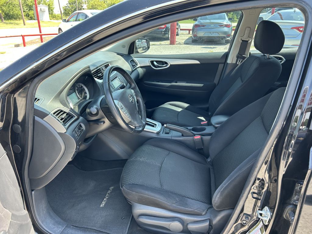 2015 Nissan Sentra Image 10
