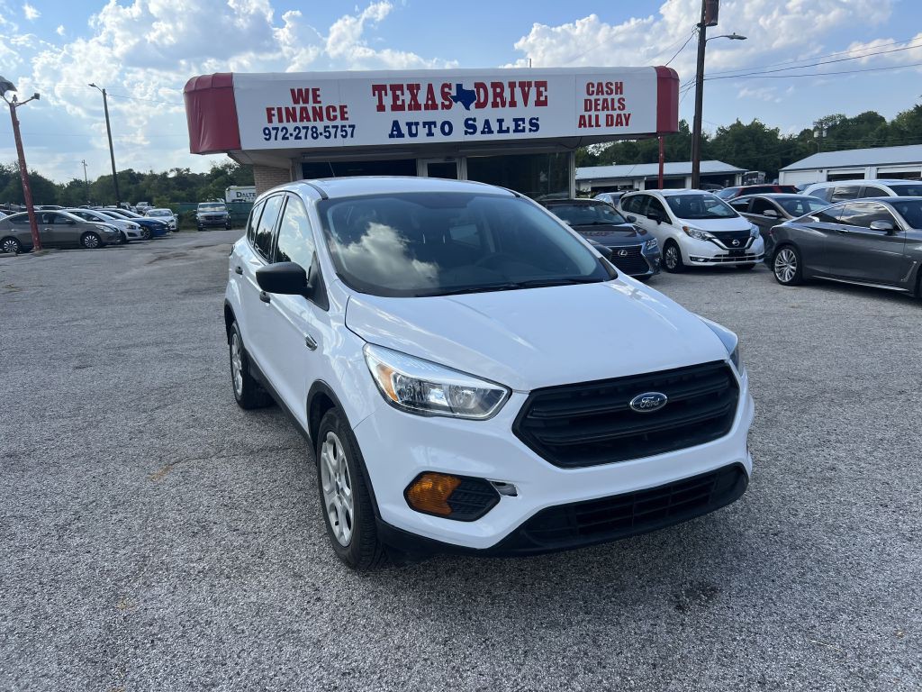 2019 Ford Escape Image 2