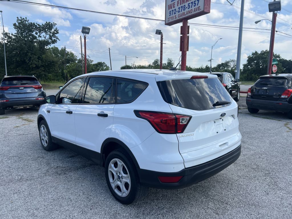 2019 Ford Escape Image 5