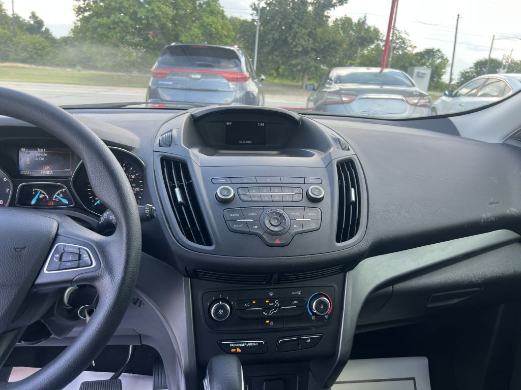 2019 Ford Escape Image 16