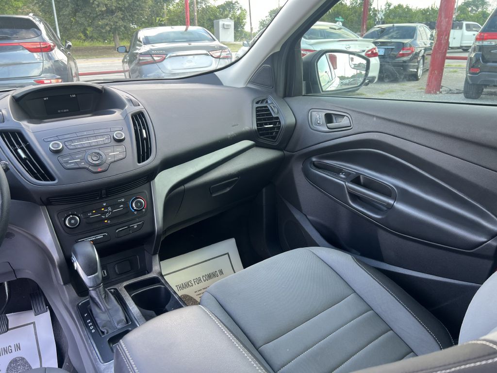2019 Ford Escape Image 18