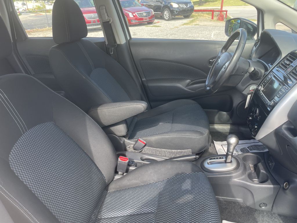 2017 Nissan Versa Image 15