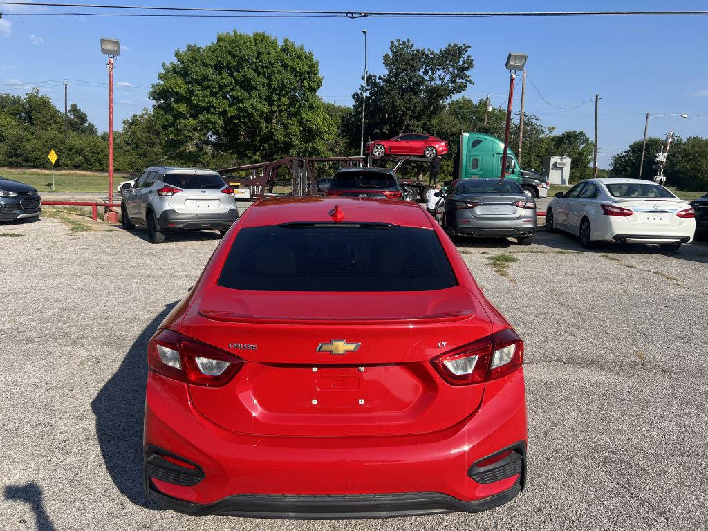 2018 Chevrolet Cruze Image 6