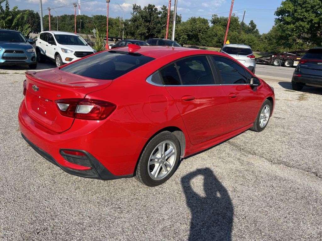 2018 Chevrolet Cruze Image 7