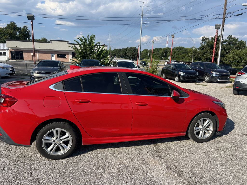 2018 Chevrolet Cruze Image 8