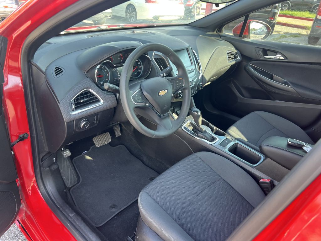 2018 Chevrolet Cruze Image 11