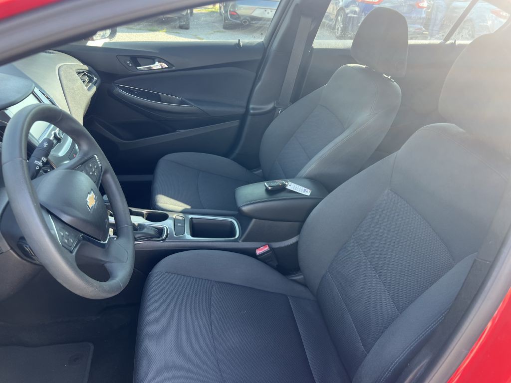 2018 Chevrolet Cruze Image 14