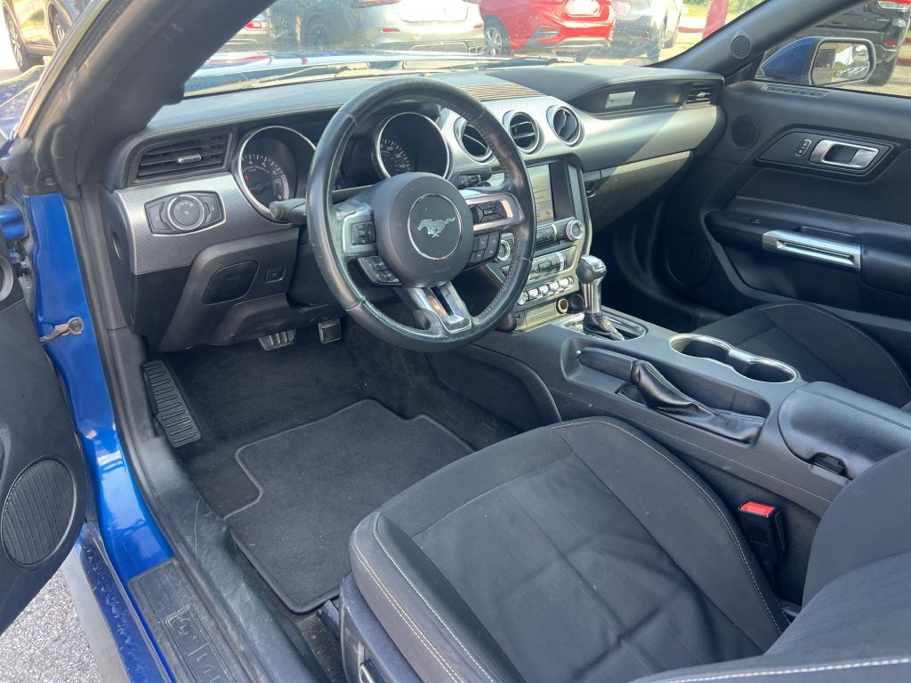 2018 Ford Mustang Image 12