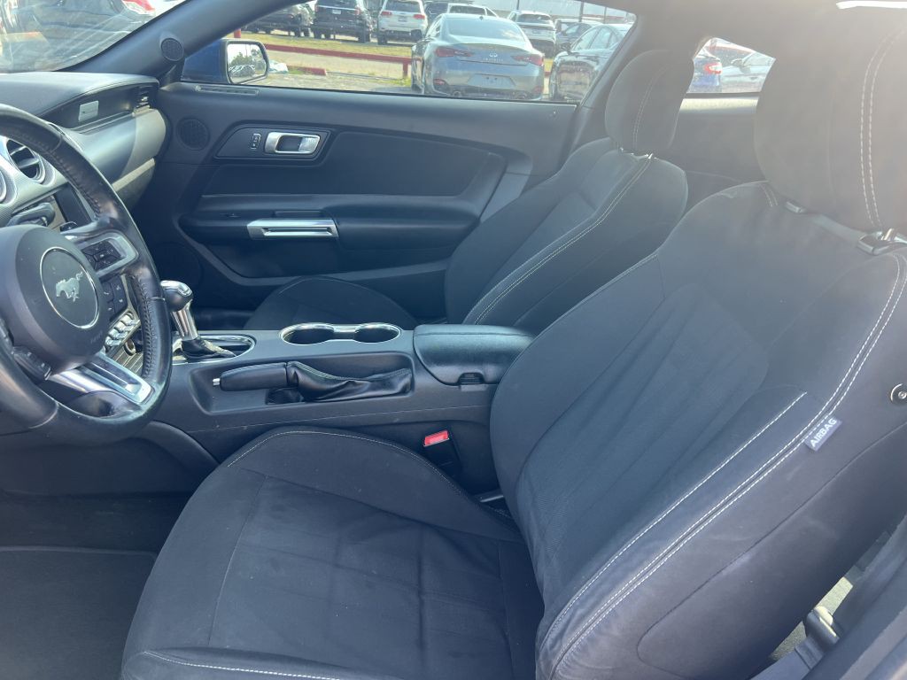 2018 Ford Mustang Image 15