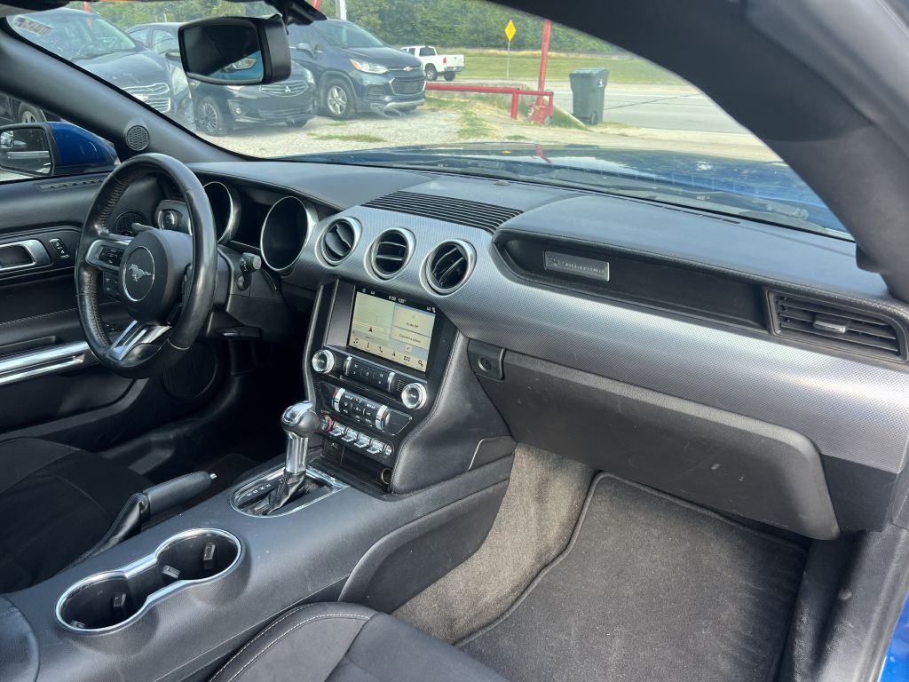 2018 Ford Mustang Image 26
