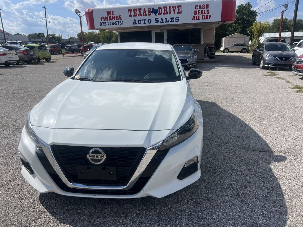 2022 Nissan Altima Image 4