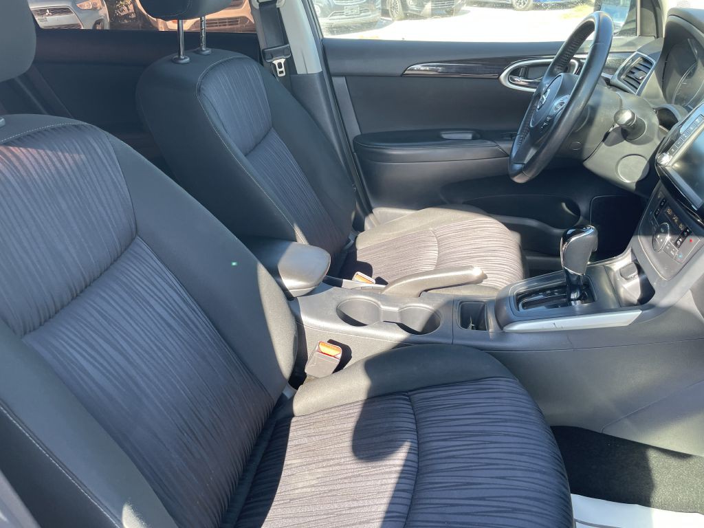 2019 Nissan Sentra Image 12