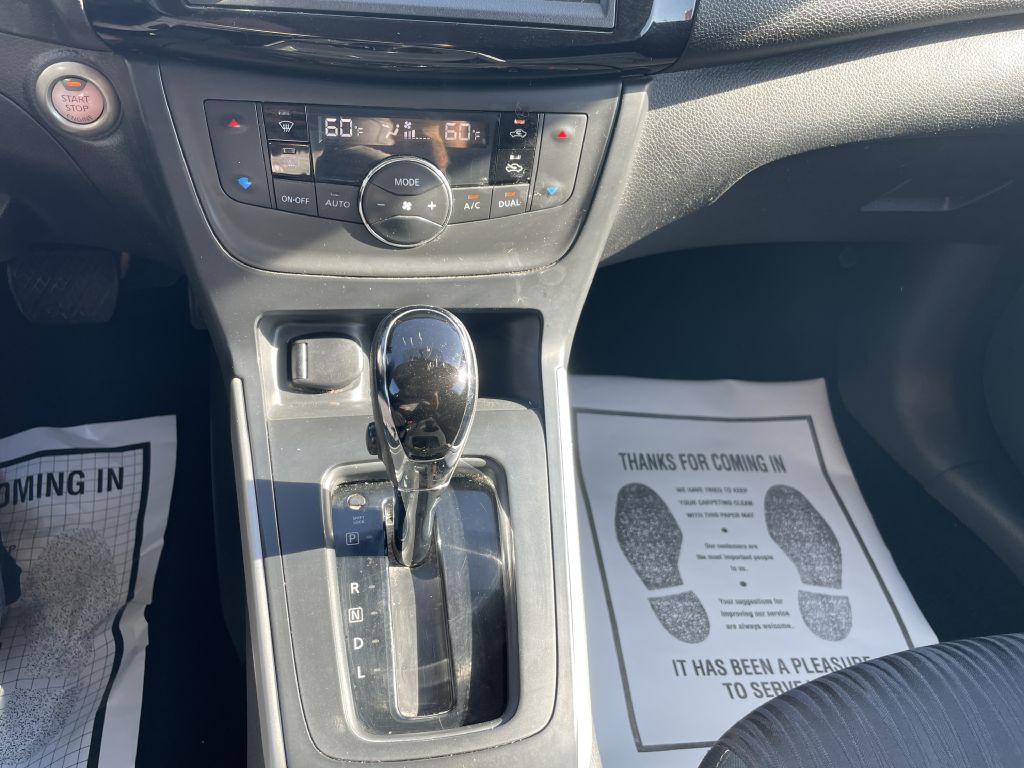 2019 Nissan Sentra Image 14