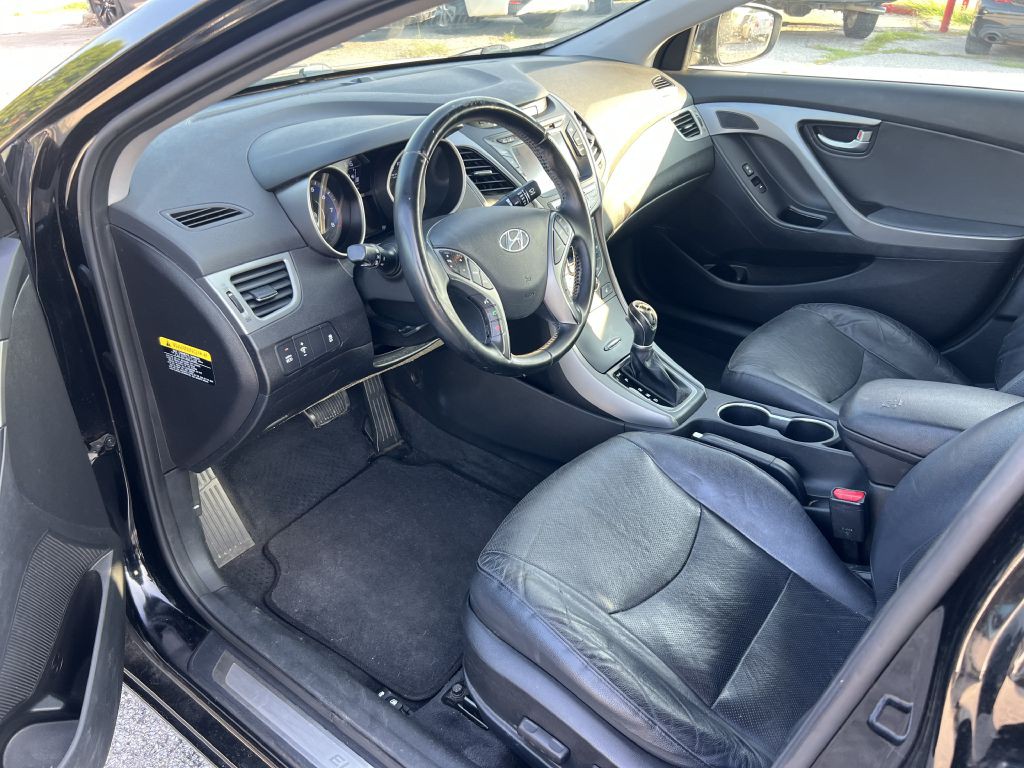 2014 Hyundai Elantra Image 9