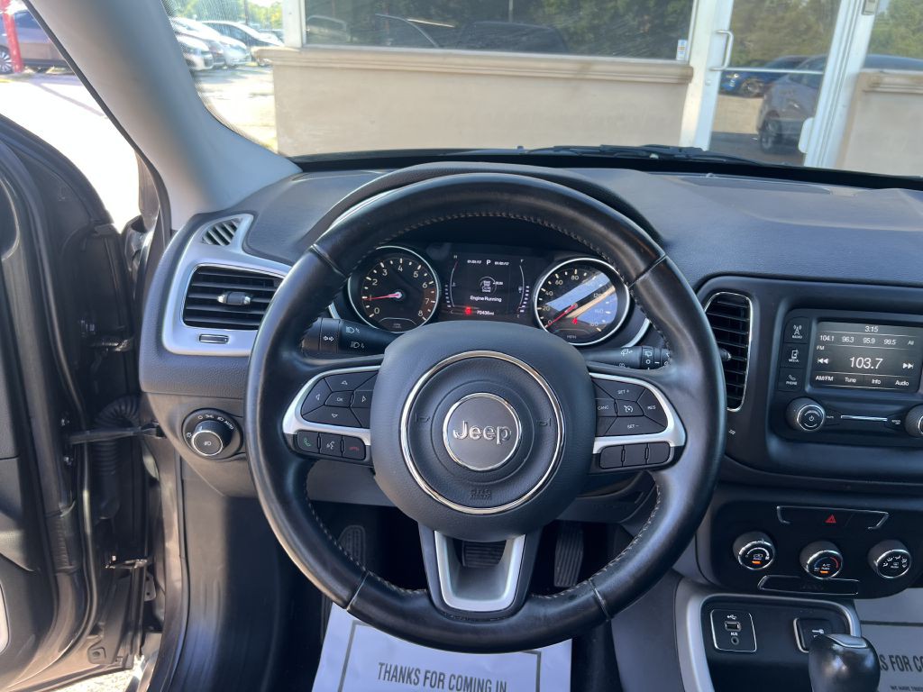 2018 Jeep Compass Image 17