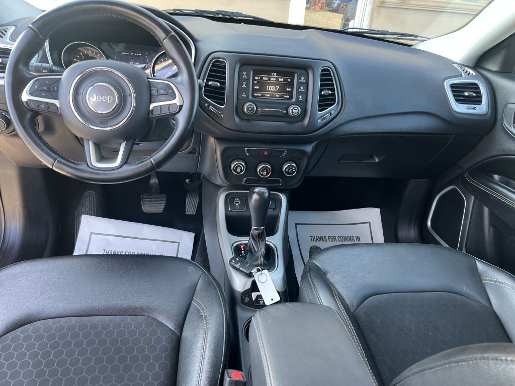 2018 Jeep Compass Image 18