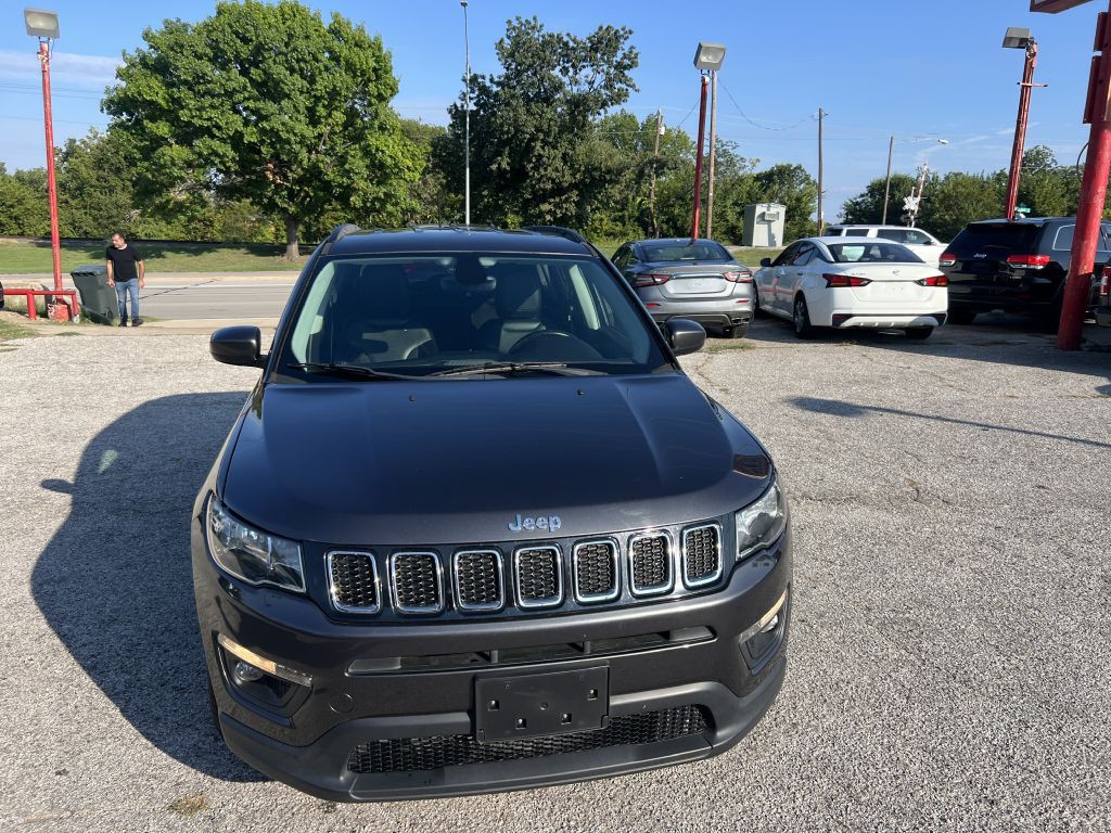 2018 Jeep Compass Image 2