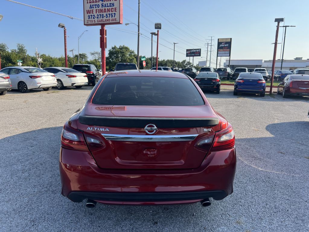 2018 Nissan Altima Image 5