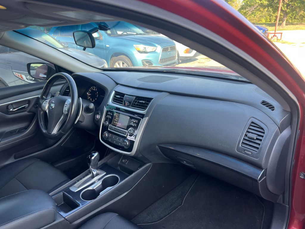 2018 Nissan Altima Image 14