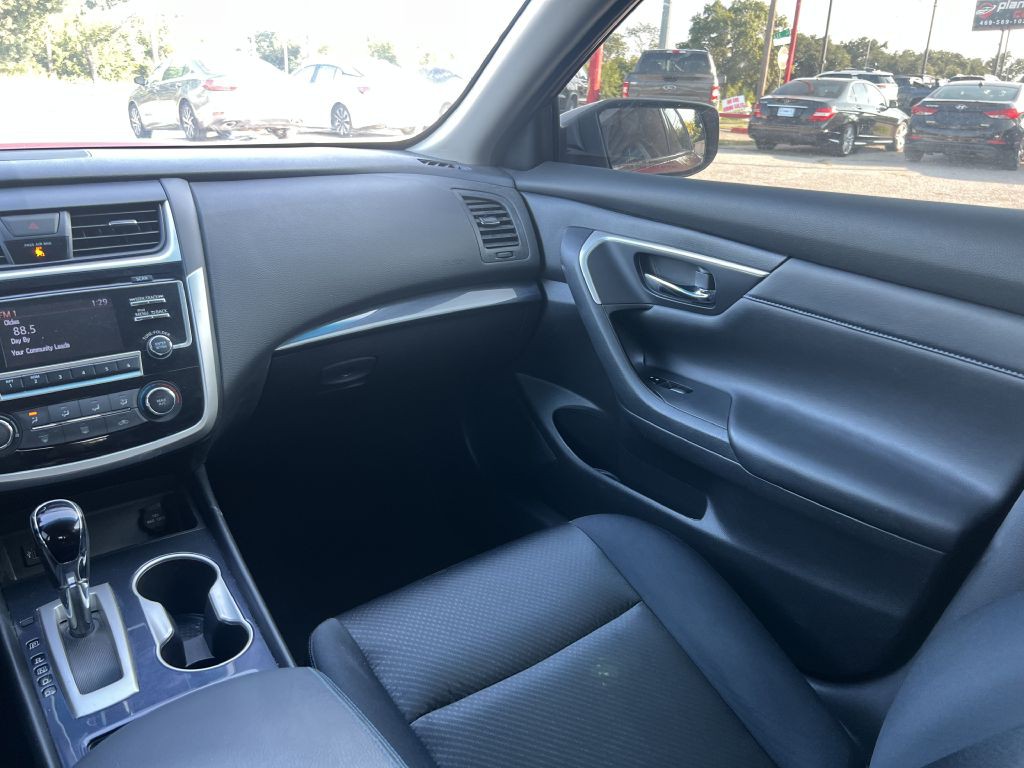 2018 Nissan Altima Image 22