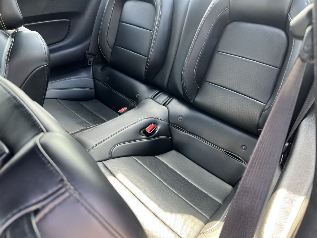 2015 Ford Mustang Image 22