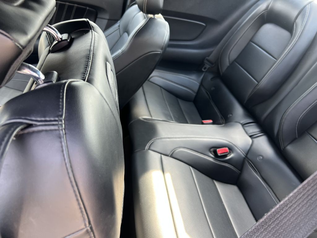 2015 Ford Mustang Image 23